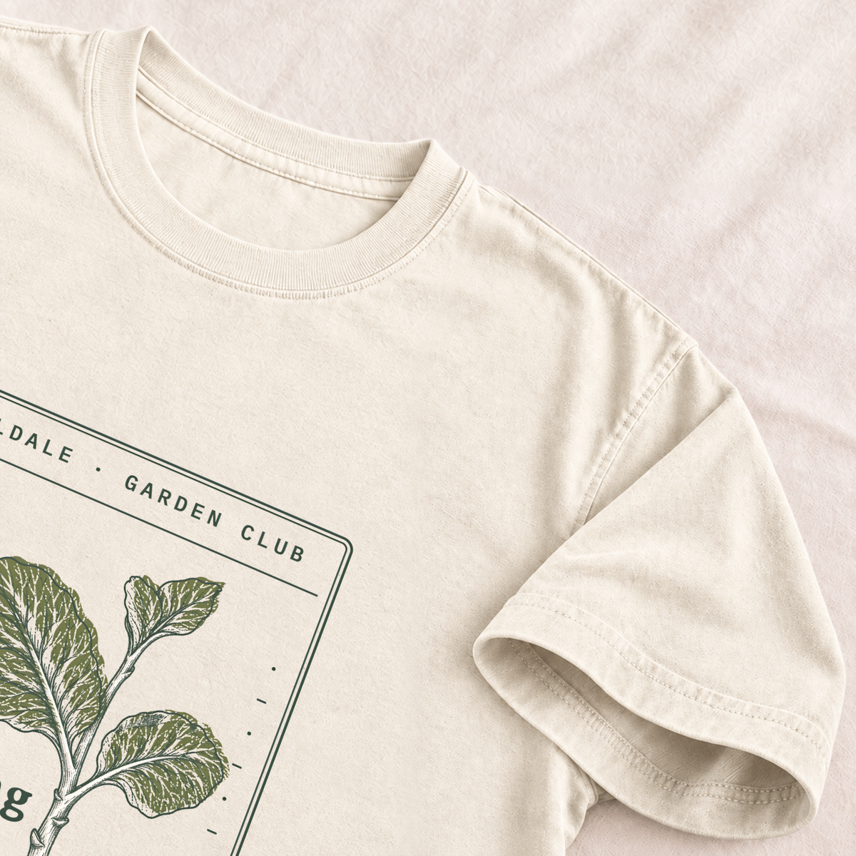 The Enduring Collard tee in Ivory, detail