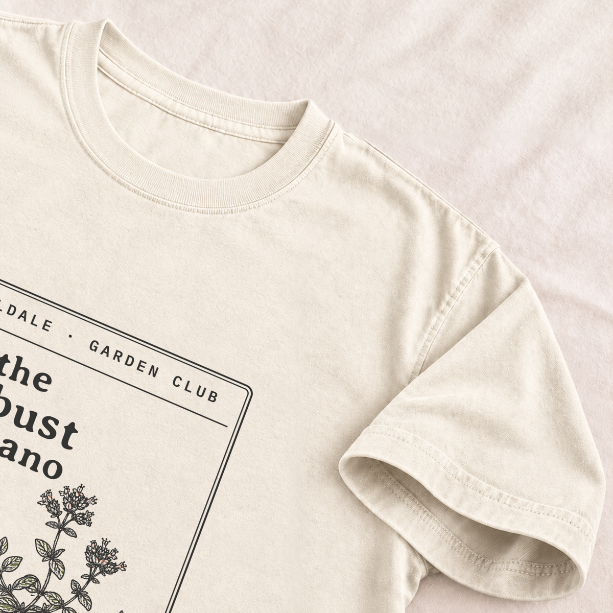 The Robust Oregano tee in Ivory, detail